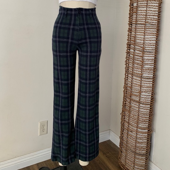 Brandy Melville green navy plaid Kim pants NWT - Picture 3 of 5